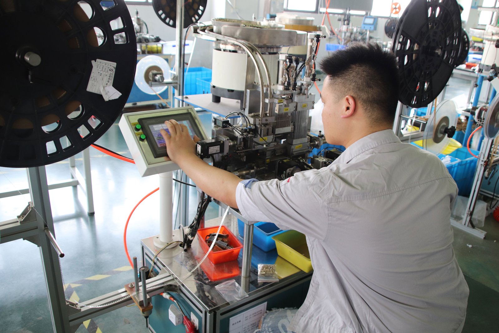 Automated connector assembly line