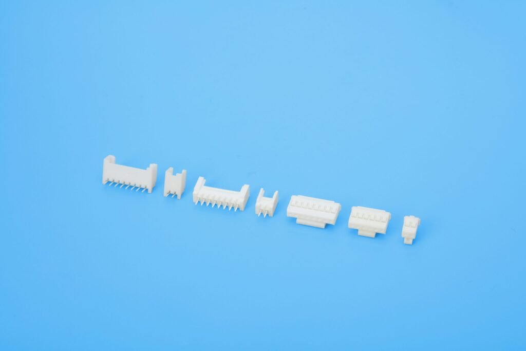 hy2 0 connector dimension scaled