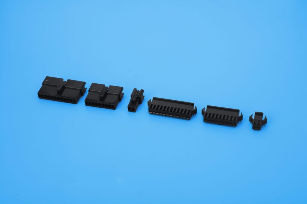 sm connector dimension scaled