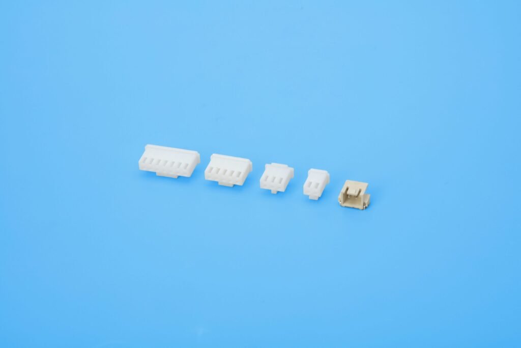 xhb connector dimension scaled